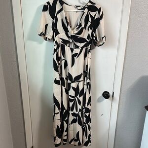 Elegant Black and White Patterned Dress